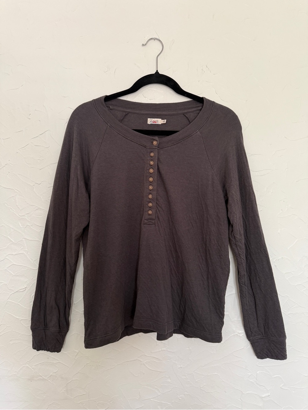 Faherty Henley Gray Size Medium